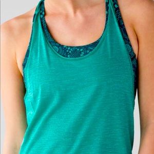 🍋Lululemon Twist and Toil Tank Size 2 EUC